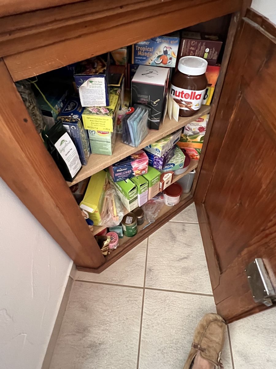 Armadi: Schöner Eck-Halbschrank aus Holz – Usato da Weisslingen venduto da Bubulin 4