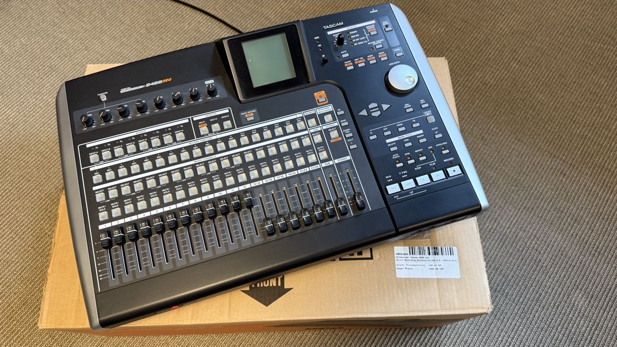 Tascam 2488neo 24-track, 24-bit Recording Workstation (Gebraucht) in ...