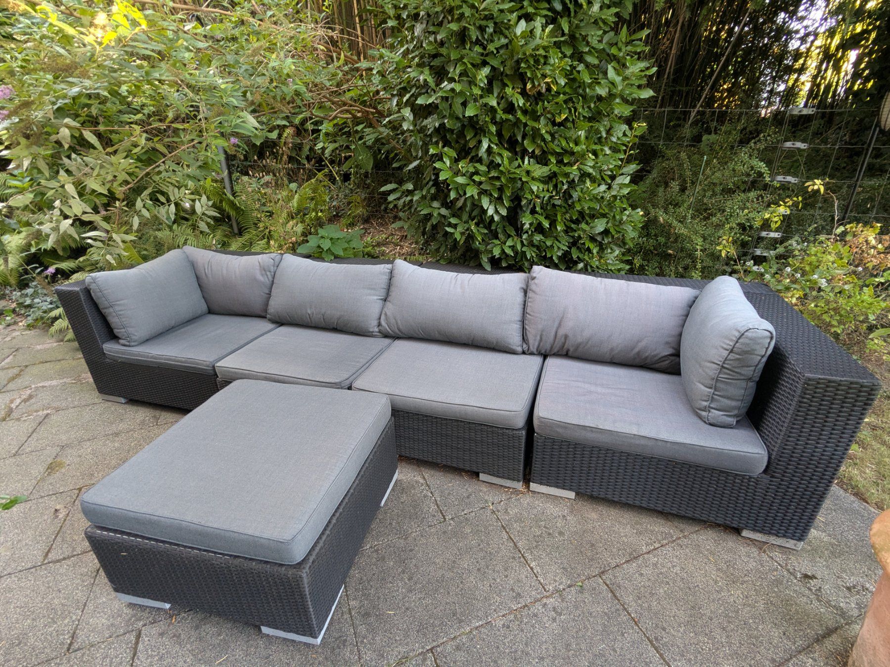 Divani: Gartenlounge Rattanoptik anthrazit mit Polstern – Usato da Zürich venduto da Uebermittler 1