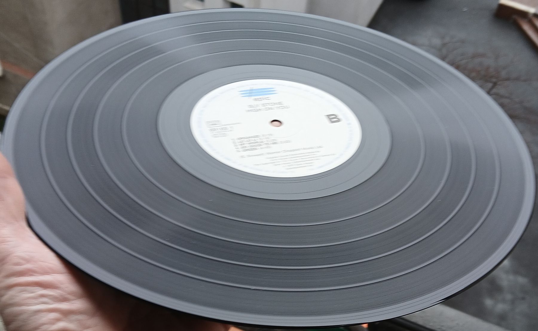 Dischi in vinile: Sly Stone - high on you – Nuovo (secondo la descrizione) da Lausanne venduto da Soulbrother 6