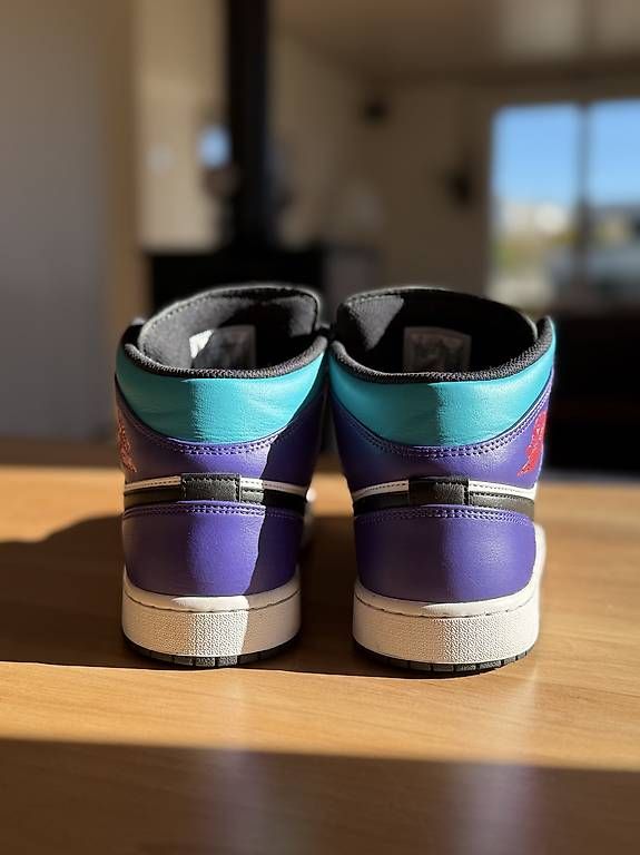 Scarpe da uomo: Nike Air Jordan 1 mid – Usato da Horw venduto da rub_v2rn 2