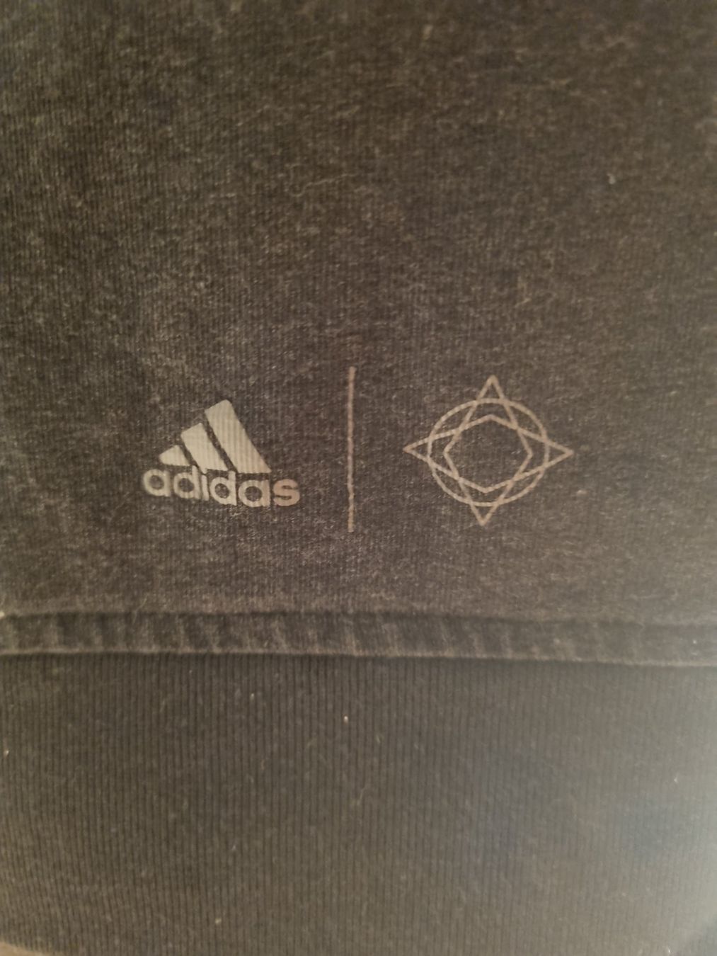 Adidas Pullover & Sweatshirts: Pull Adidas – Gebraucht aus Neuchâtel von Seven_life 3