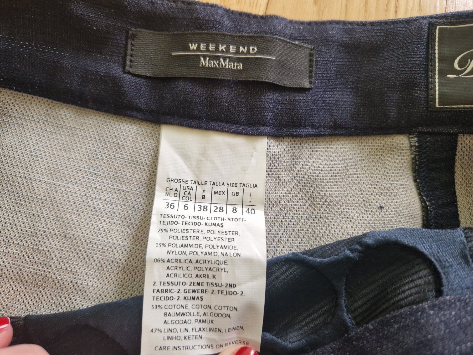 Max Mara Gonne: WEEKEND MAX MARA Rock / Jupe – Nuovo (secondo la descrizione) da Möhlin venduto da Cloudy73 3