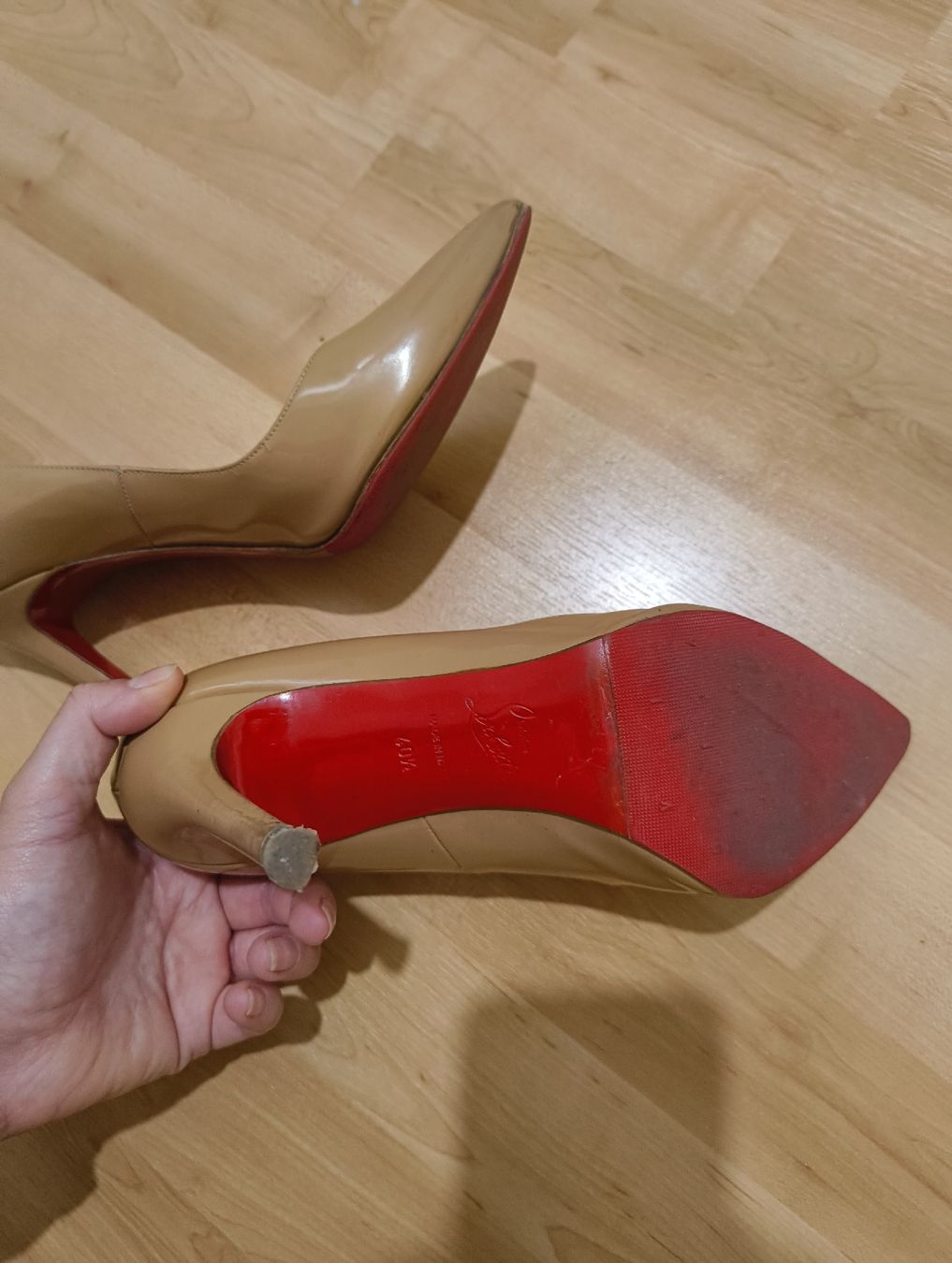Christian Louboutin Chaussures femmes: Louboutin So Kate Beige – D'occasion à Zürich par maz_jj2t 2