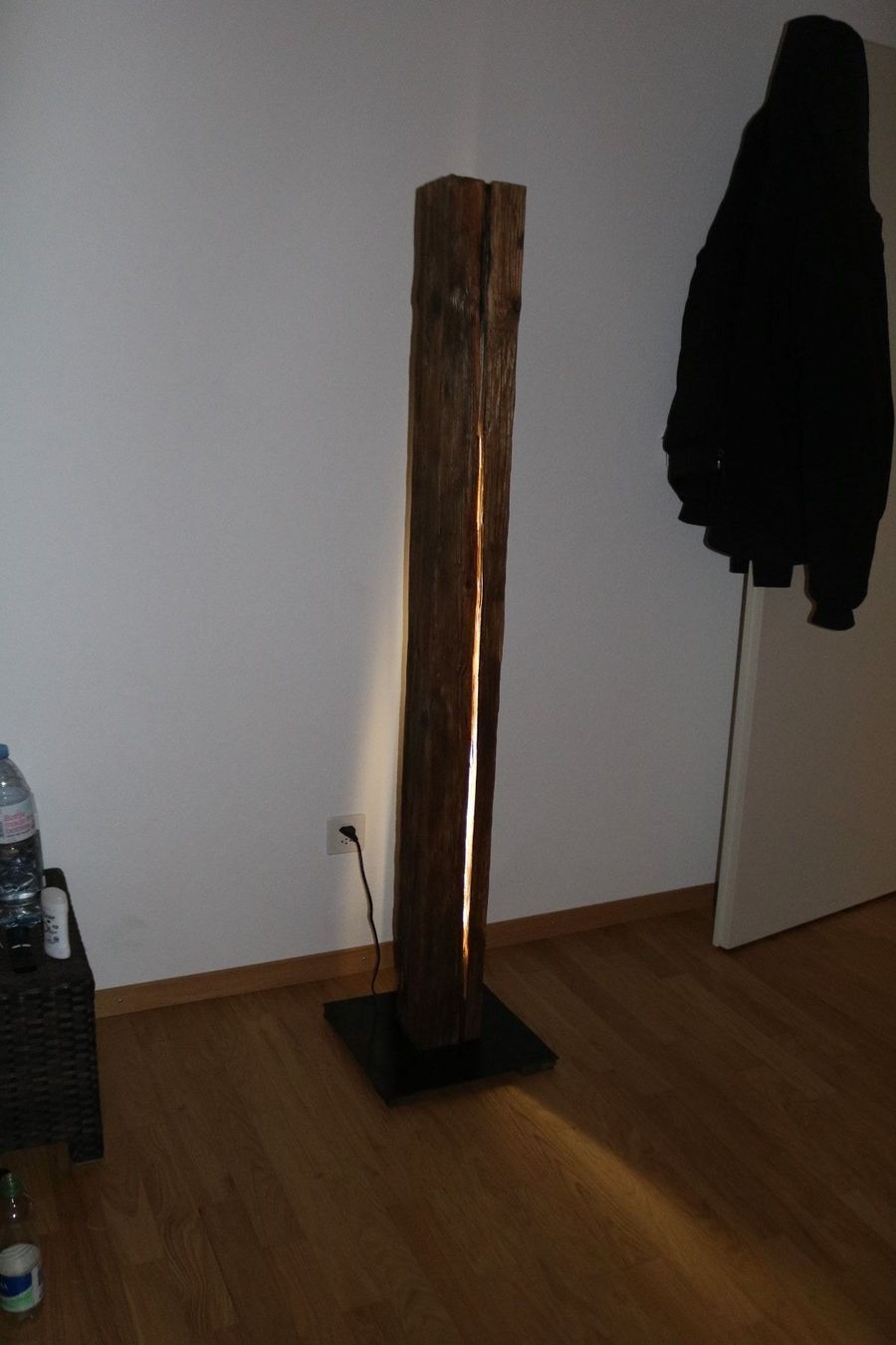 Lampade: Stehlampe aus Holz Rustik - Custom Lampe – Nuovo e nell'imballaggio originale da Zürich venduto da Miki_Schreiner 2