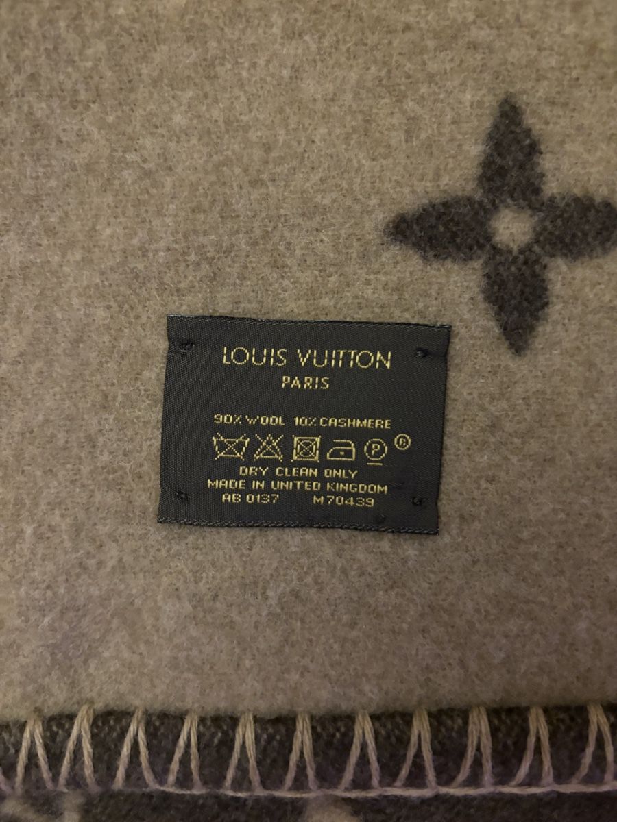 Louis Vuitton Decken: Louis Vuitton Monogram Decke – Gebraucht aus Worblaufen von tbegsr 3