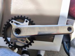 Shimano CUES U6000 Kurbel 175mm 32T Linkglide Shimano MT501