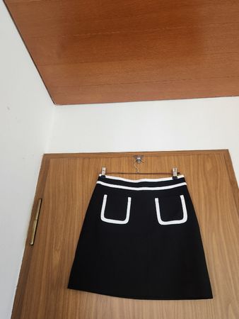 Jupe Banana Republic taille M - Élégante et chic!
