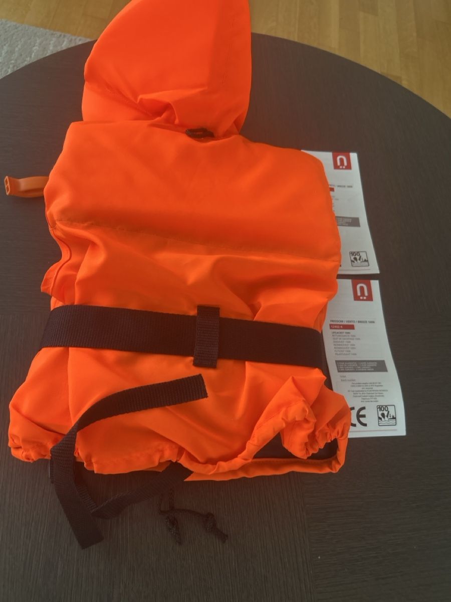 Schwimmwesten: Schwimmweste Marinepool – Neu und originalverpackt aus Zürich von Fuerstmar84 1