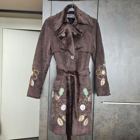 🐸 DESIGUAL MANTEL 44 BESTICKT FAUX SUÈDE / WILDLEDERIMITAT