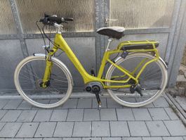 Cube Damen E-Bike mit Bosch Motor 