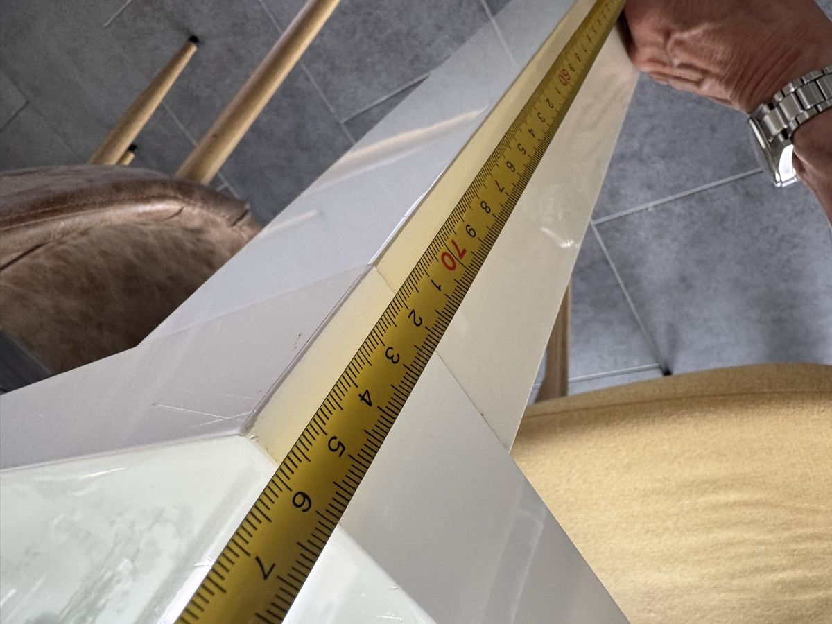 Tavoli: Table à manger blanche laquée, bon état  – Usato da Nyon venduto da yos_7w5m 4