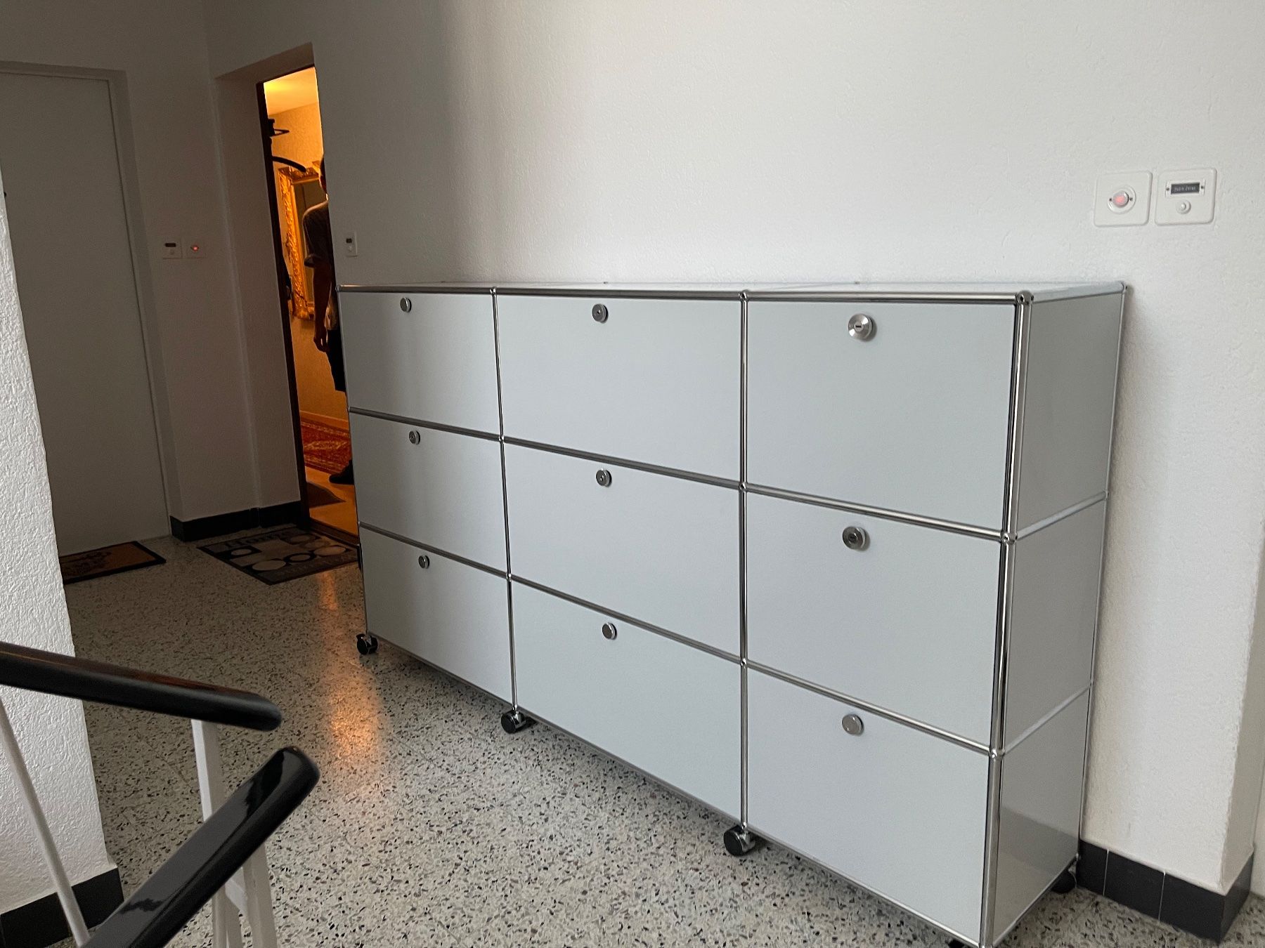 USM Scaffali: Usm Highboard  Möbel Lieferung Gratis – Usato da Thun venduto da Thuno6