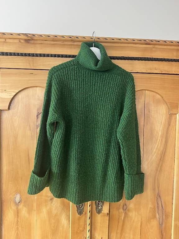 Maglioni & Felpe: Grüner Strickpullover mit Rollkragen – Usato da St. Gallen venduto da sch_t97h 1
