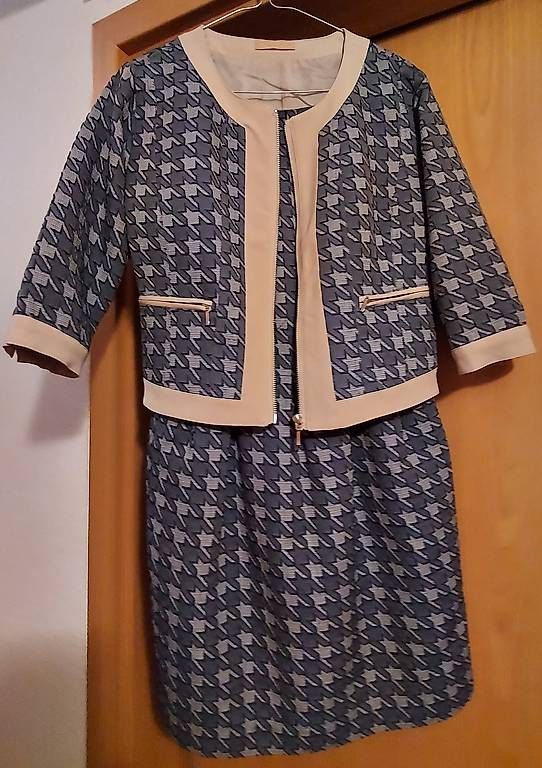 Kleider: Kleid mit passendem Blazer – Gebraucht aus Nürensdorf von conceicao74