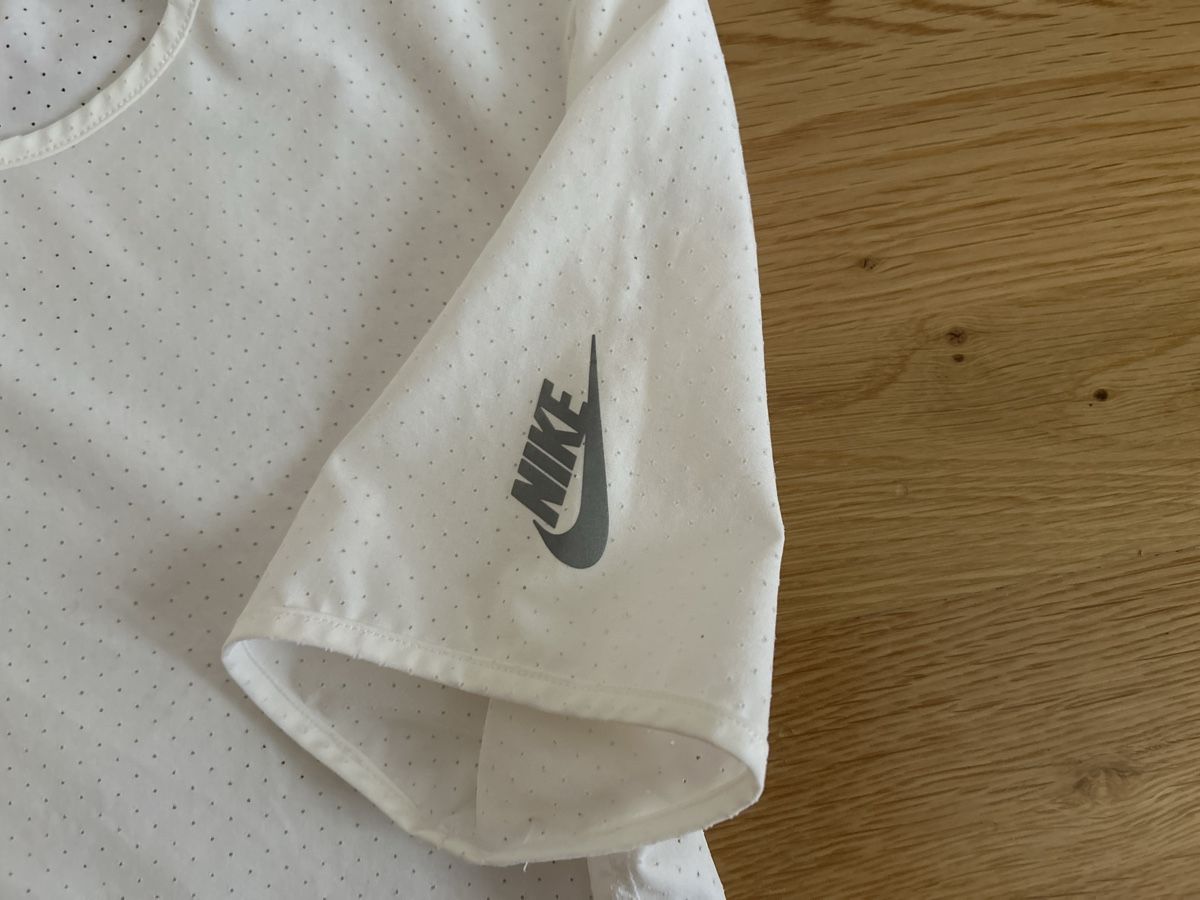 Nike Tops: White Mesh Nike Lab Dri-FIT Top, XSmall – Neu (gemäss Beschreibung) aus Genève von TreasureChest 3