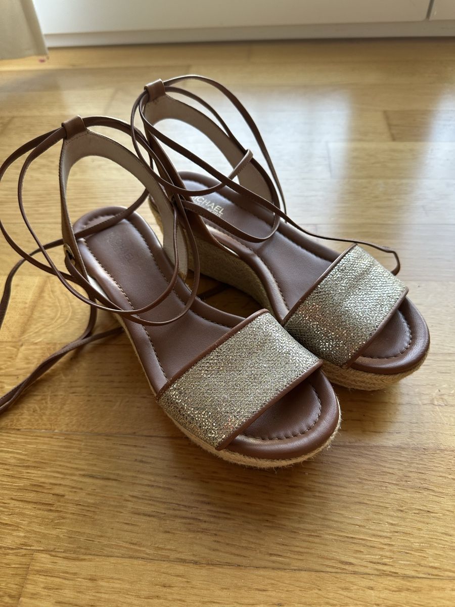 Michael Kors Scarpe da donna: Michael Kors Sandalen, Grösse 38 – Nuovo e nell'imballaggio originale da Olten venduto da sar_zs6d