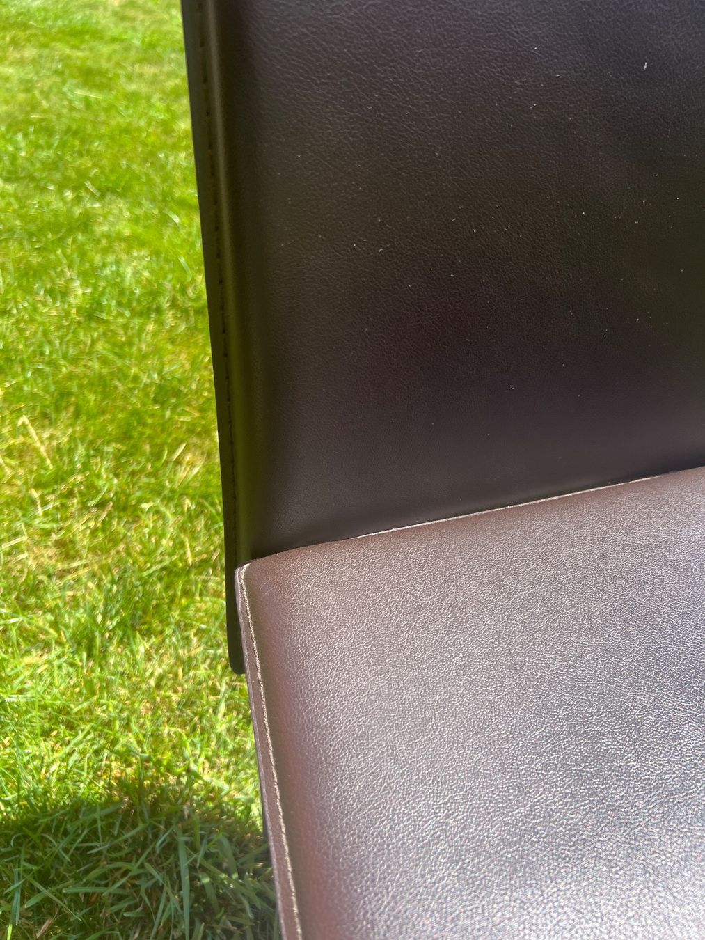Chaises: 6 Stühle braun – D'occasion à Thun par NatasaMarkovic 2