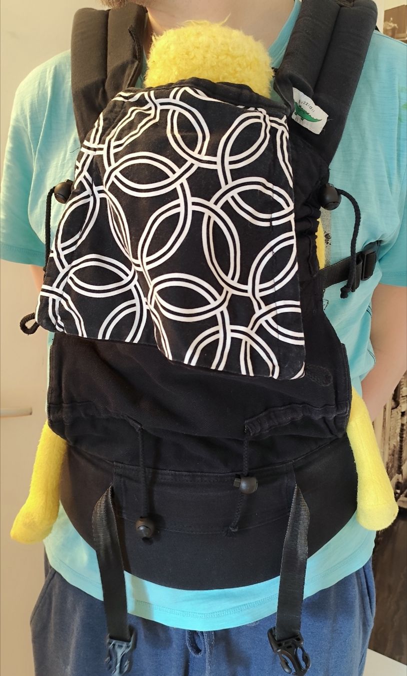 Marsupi portabebè: Buzzidil Original Babytrage, Schwarz mit Muster – Usato da Mönchaltorf venduto da Vitalienbruder 2