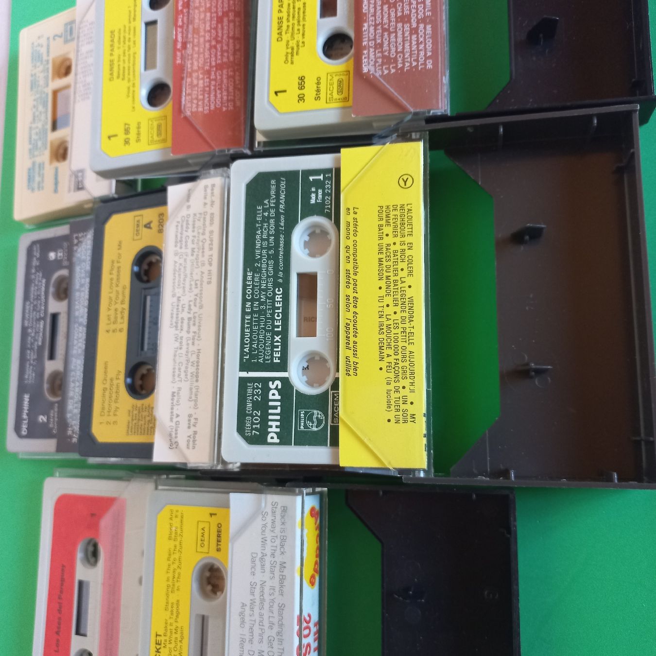 Musicassette: Lot de 8 cassettes audio vintage. – Usato da Dompierre FR venduto da fat_xth5 4