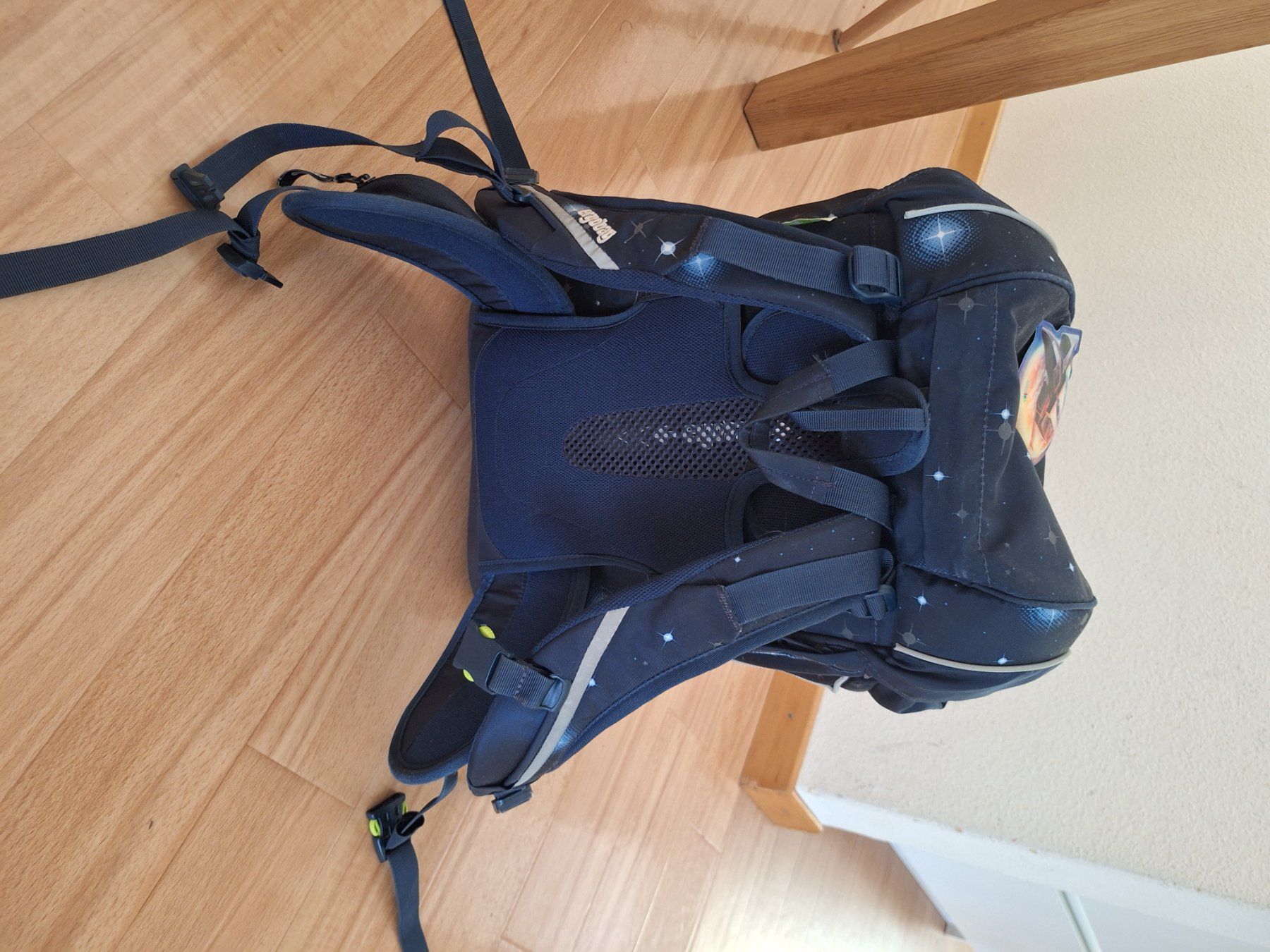 Ergobag Borse & Zaini: Ergobag Schulrucksack mit Federmäppchen galaxy dunkelblau – Usato da Aarau venduto da mucha_d 3