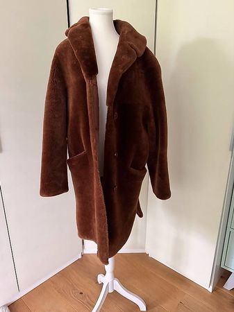 Prada Lammfell Mantel