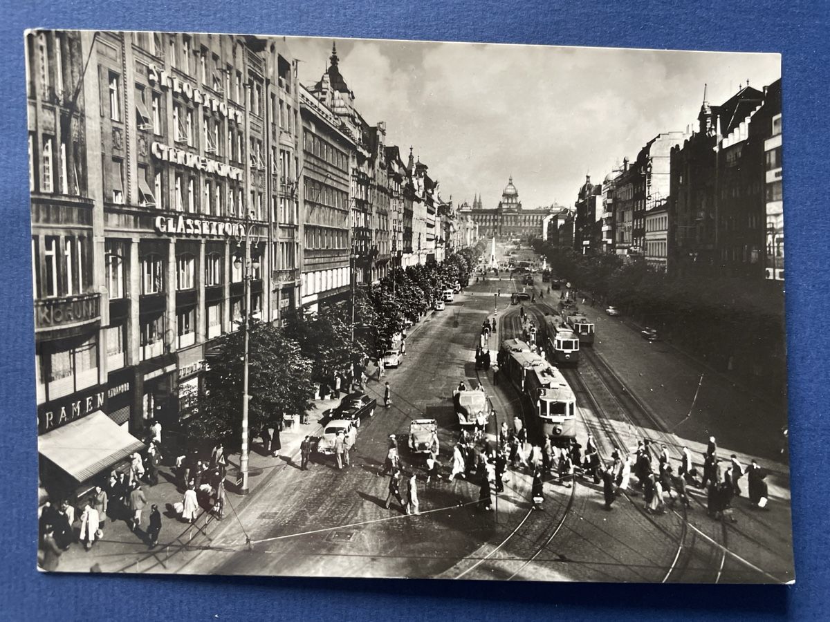 Cartoline postali: Alte Ansichtskarte: Wenzelsplatz Prag, Tram, Oldtimer Top! – Usato da Neuhausen am Rheinfall venduto da Arielle55