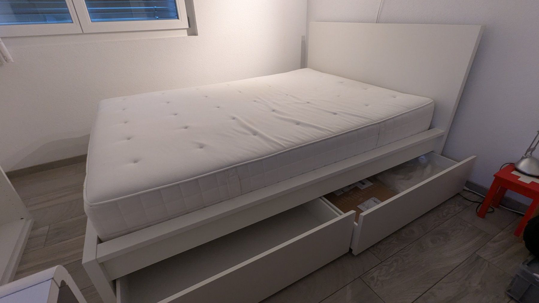 Ikea Lits: Ikea Bett mit Matratze – D'occasion à Azmoos par Epsylon3 1