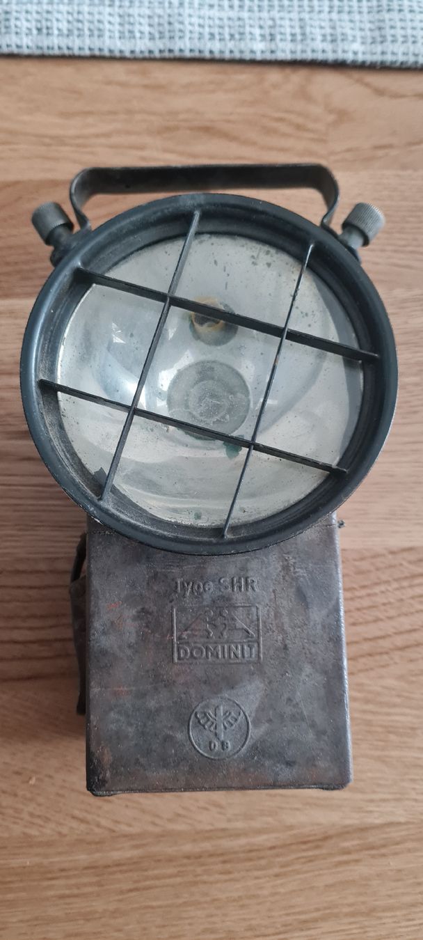 Fari: Lampe vintage "Dominit SHR", objet de collection! – Usato da lausanne venduto da boggio