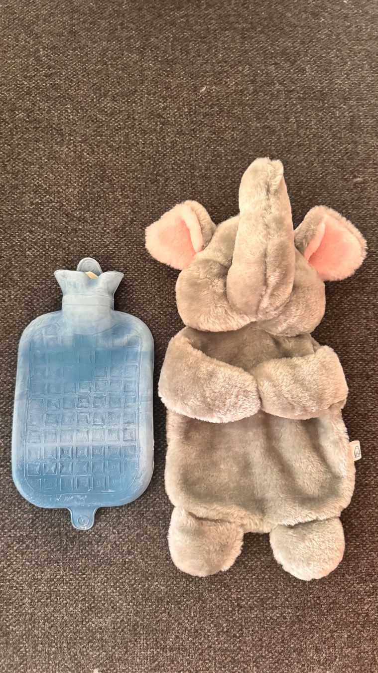 Altri elettrodomestici e apparecchi d’epoca: Elefant Bettflasche (neu) – Nuovo (secondo la descrizione) da Baar venduto da 001loulou 1