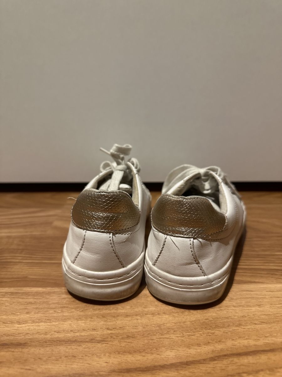 Bershka Scarpe da donna: Weisse Bershka Sneaker Gr. 36 – Usato da Triengen venduto da nes_l8cj 2