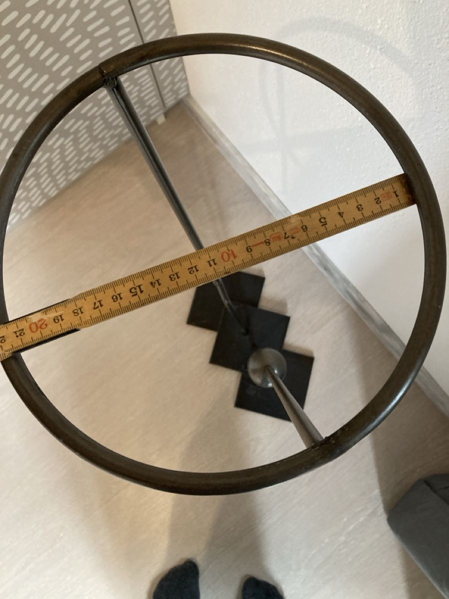 Altro per la casa: Blumenständer aus Eisen ca. 80 cm hoch – Usato da Niederlenz venduto da Steff99 2