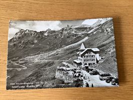 Hotel Klausen-Passhöhe mit Schächentaler Windgälle 1954