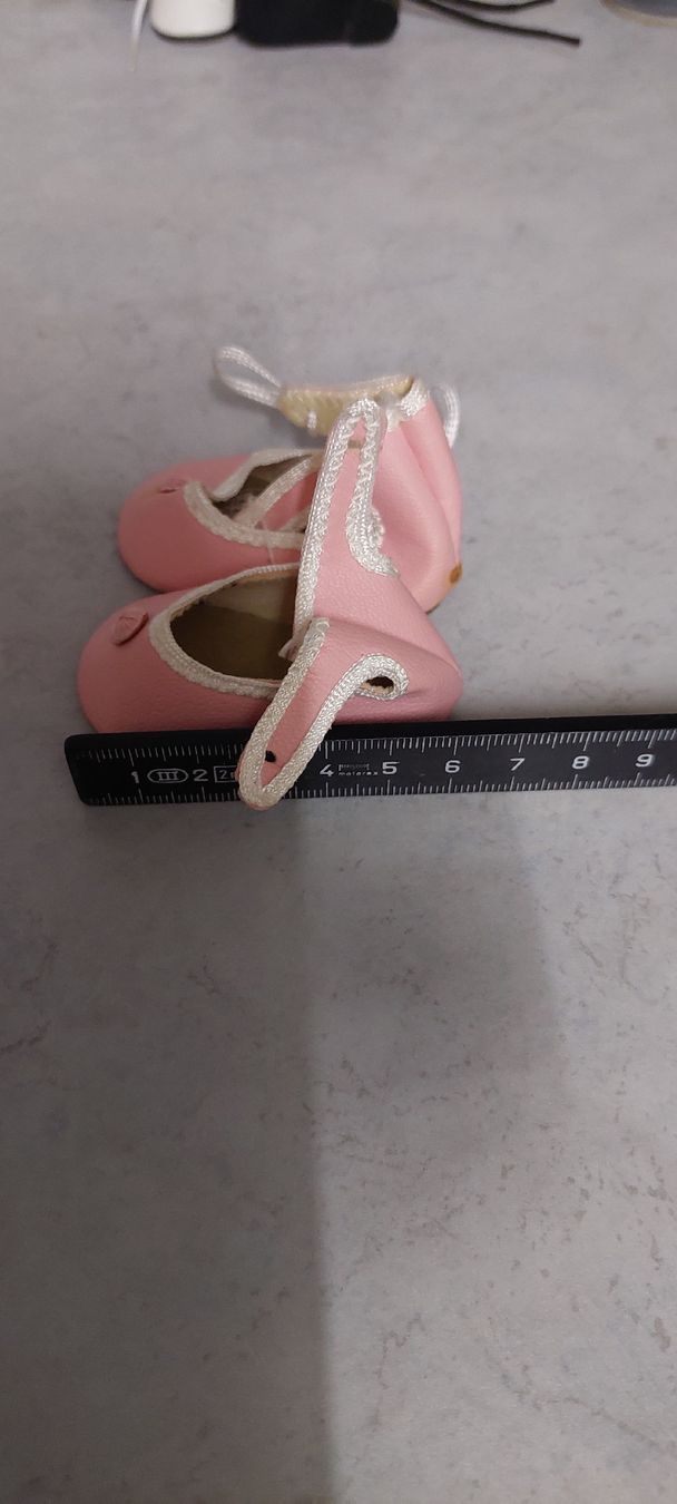 Sasha Morgenthaler Puppen: 5Paar Puppenschuhe  – Gebraucht aus Muri AG von nindo1 3