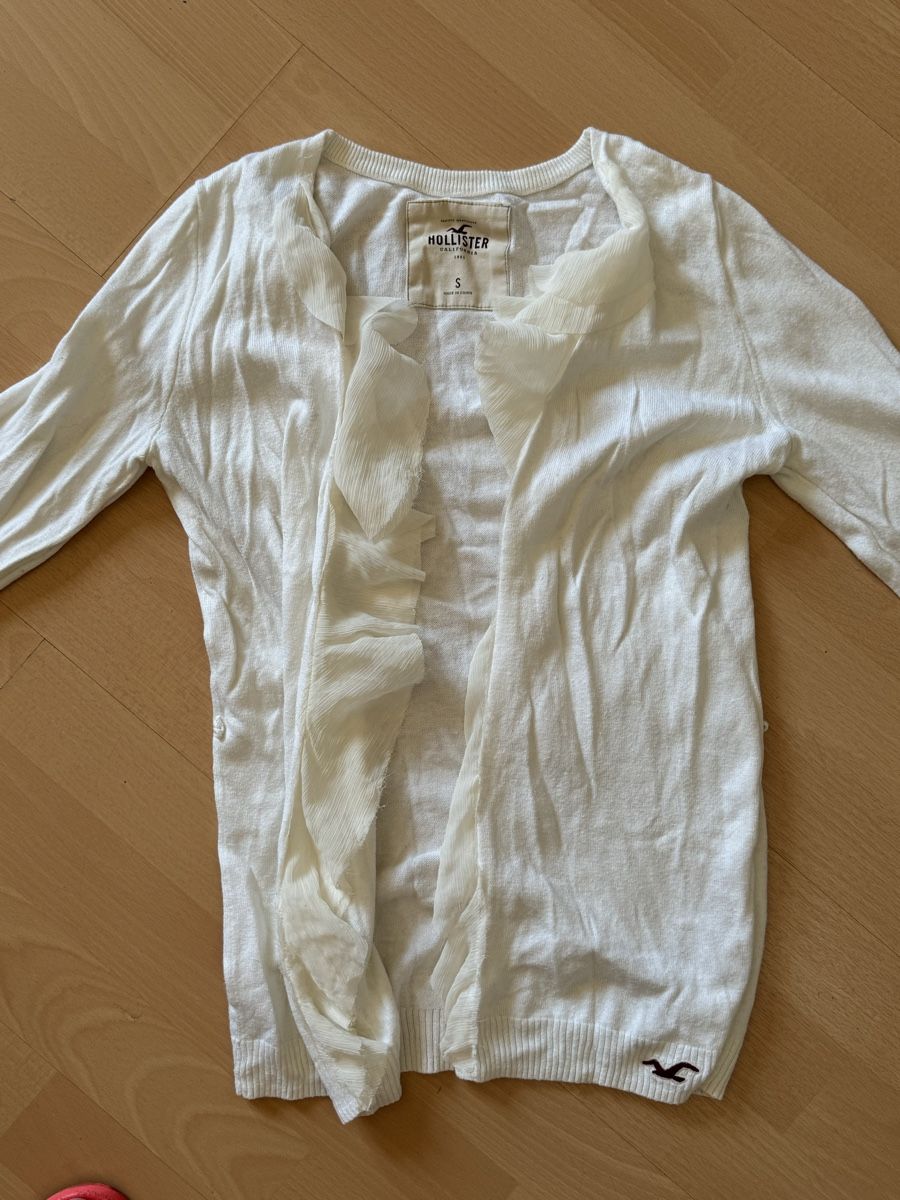 Giacche: Weisse Holister Strickjacke – Nuovo (secondo la descrizione) da Zürich venduto da chr_lgh5
