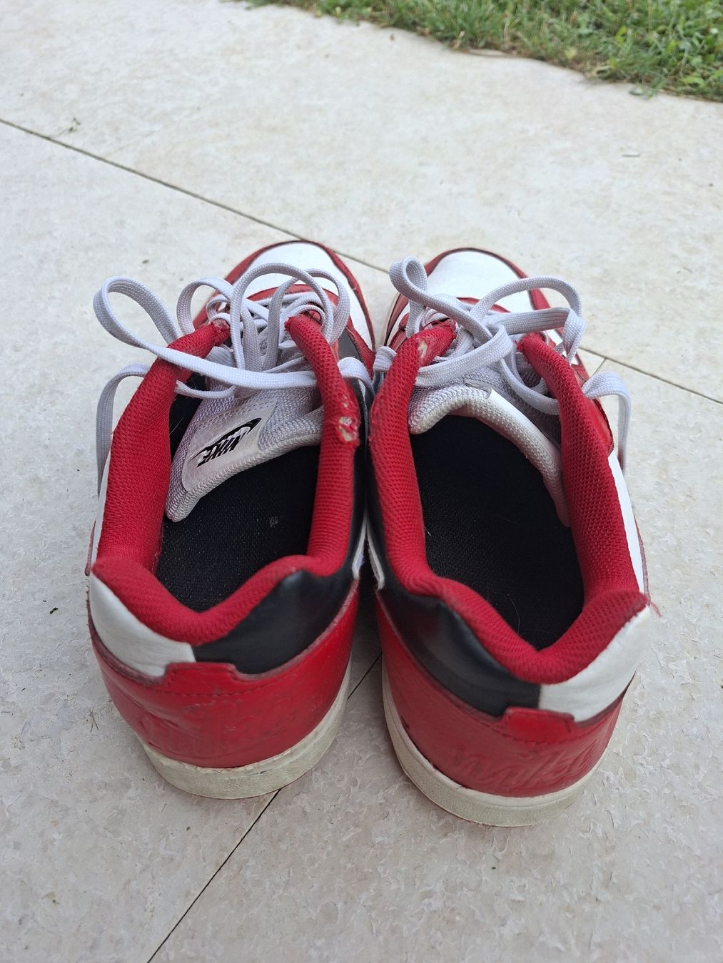 Nike Scarpe da uomo: basket nike ebernon low premium taille 46 – Usato da Chavannes-de-Bogis venduto da senator635 1