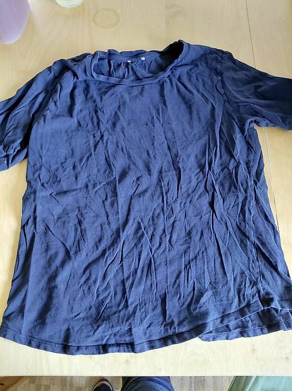 T-shirt: 4 T-Shirt gr. L – Usato da Ostermundigen venduto da deb1deb1 2