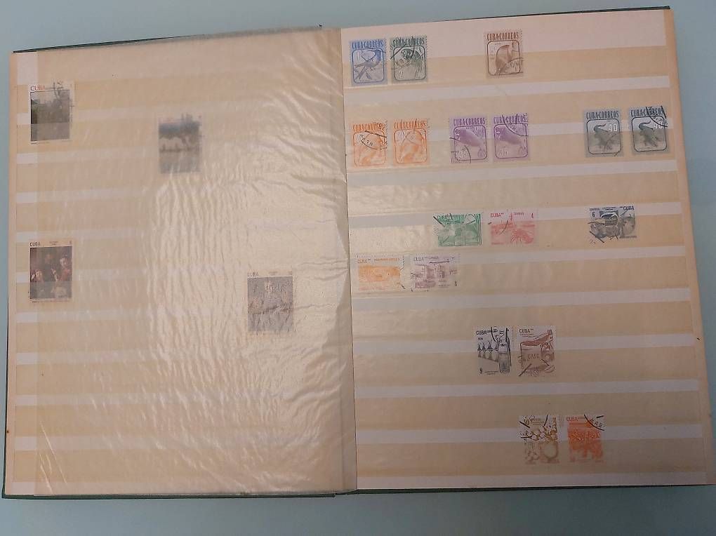 Tutti i francobolli: 1 Album de timbres de Cuba  – Usato da Martigny venduto da paquito60 3