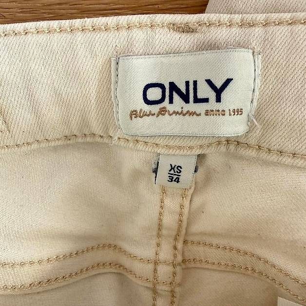 Only Jeans: ONLY Damen Jeans Creme – Gebraucht aus Müswangen von ani_6gmf 1