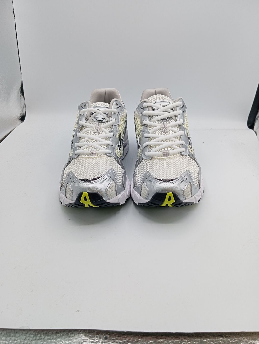 Mizuno Scarpe da uomo: Mizuno Wave Rider 10 (EU41) – Nuovo e nell'imballaggio originale da Schaffhausen venduto da outlez 2