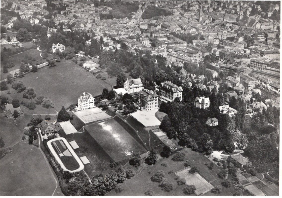 Cartoline postali: St. Gallen Institut Rosenberg 1945 – Usato da St. Gallen venduto da Epu