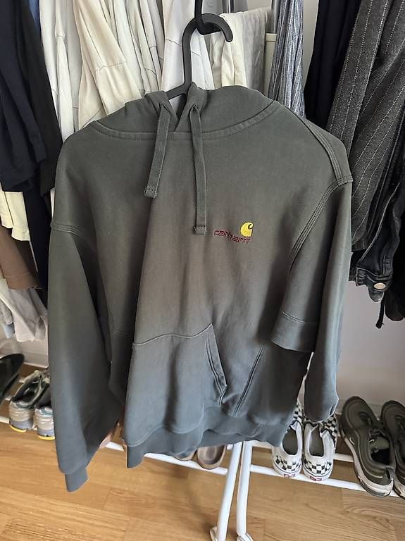 Pullover & Sweatshirts: Carhartt Pullover  – Gebraucht aus St. Gallen von rechsteinersell