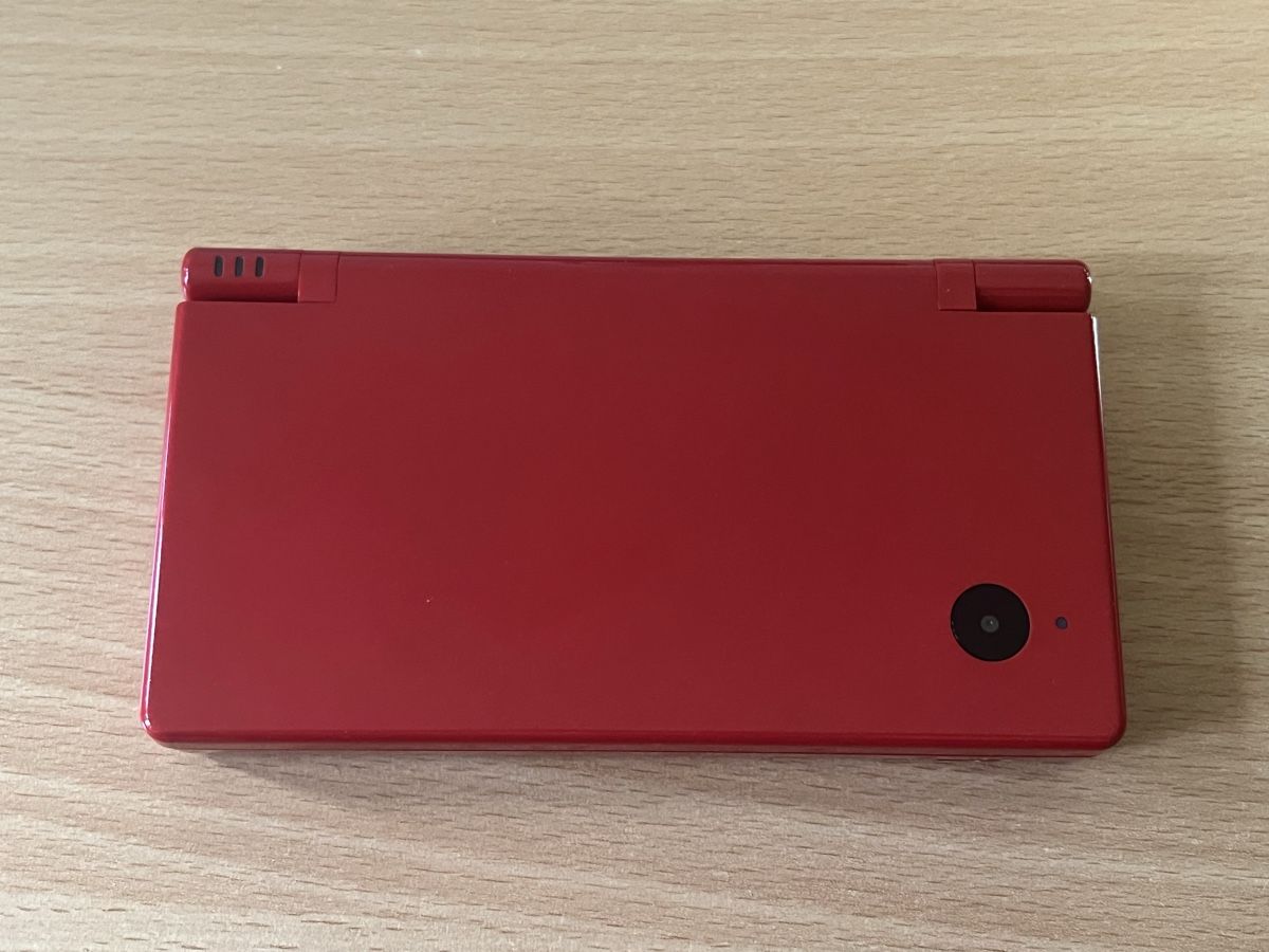 Nintendo Console: Nintendo DSi mit Pokémon Games – Usato da Dielsdorf venduto da RetroMeister 8