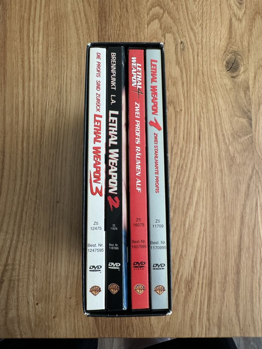 Tutti i DVDs: Lethal Weapon 1-4 DVD-Box, Kult-Action mit Mel Gibson! – Usato da Muhen venduto da Kusi_ 1
