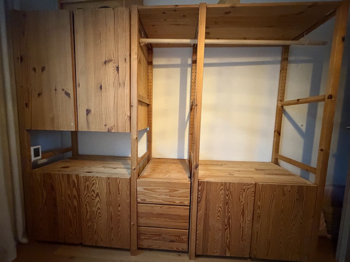 Armadi: Kleiderschrank – Usato da Kerns venduto da iznuek00