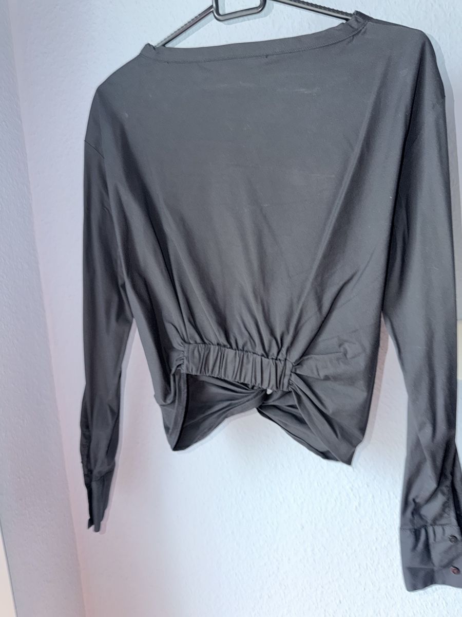 Blusen: Zara Bluse  – Gebraucht aus Münchenstein von By.gabriela.v 2