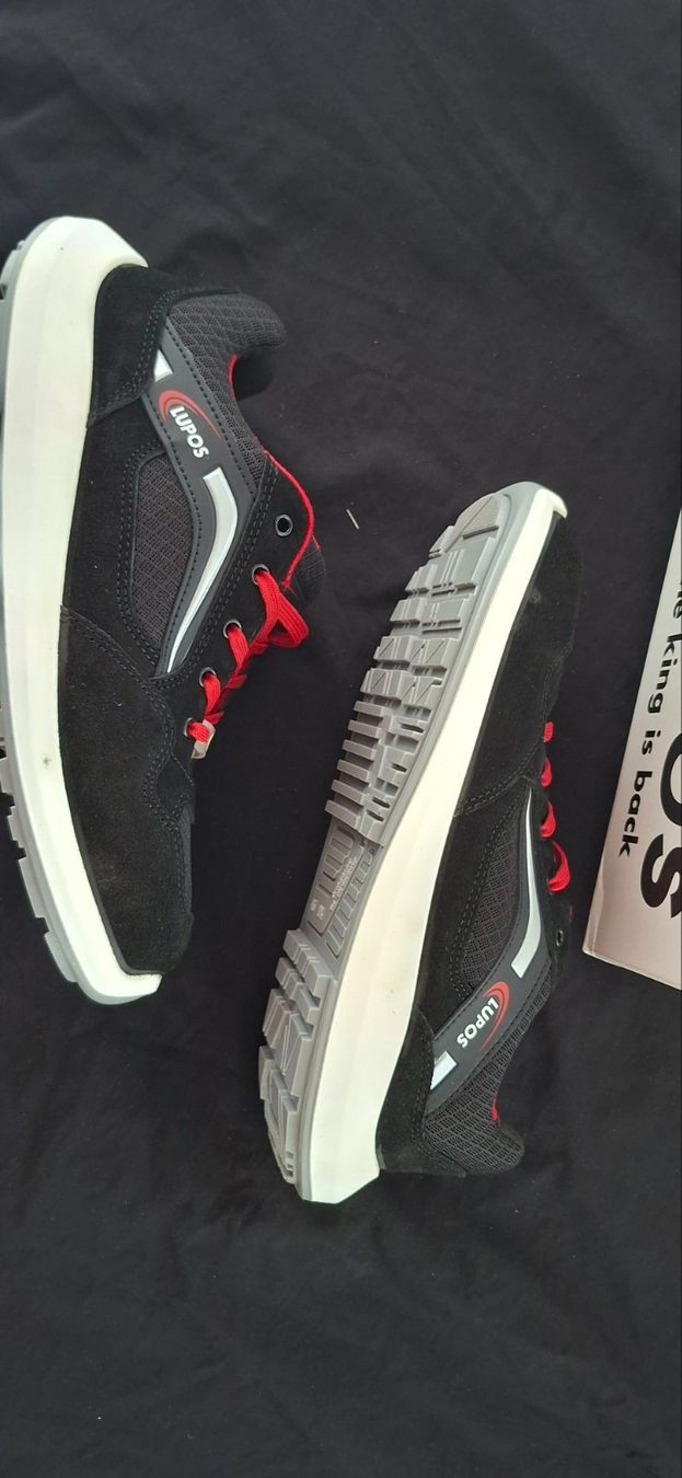Scarpe da uomo: Lupos Sicherheitshalbschuhe Grösse 45 neu – Nuovo (secondo la descrizione) da Aesch BL venduto da Pendrive 6