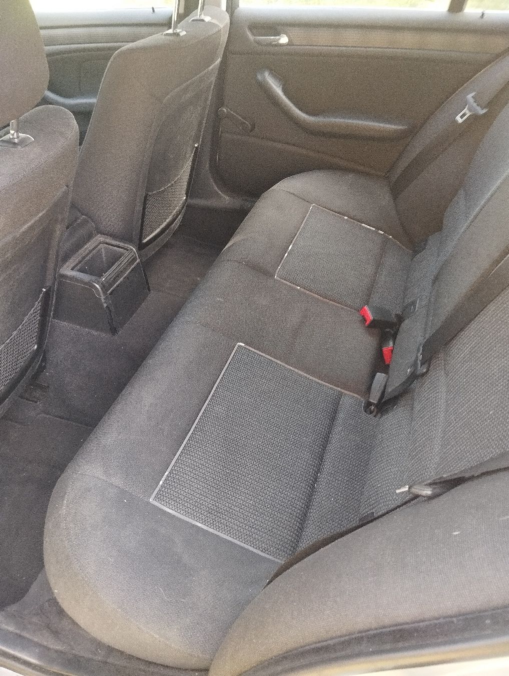 BMW Autos: BMW E46 320i Touring mit MFK – Defekt aus Heitenried von Chris351 7