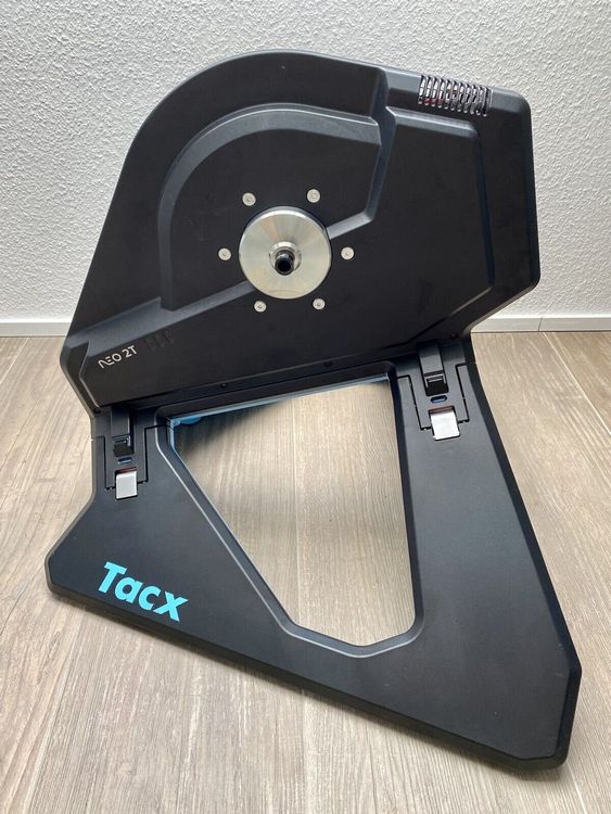 tacx-neo-2t-smarttrainer-