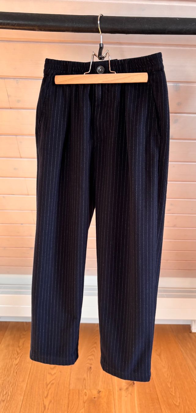 Bellerose Pantaloni: Bellerose VILLA navy trousers, size 0 – Nuovo (secondo la descrizione) da Kilchberg ZH venduto da ben_pc68 5
